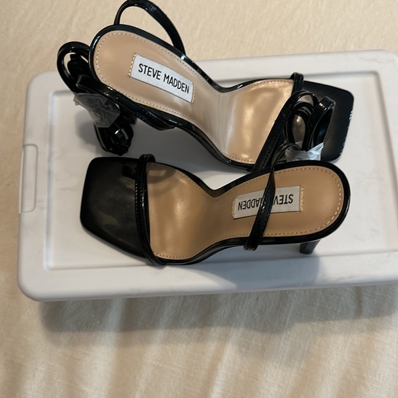 Steve Madden Heels - Picture 2 of 3